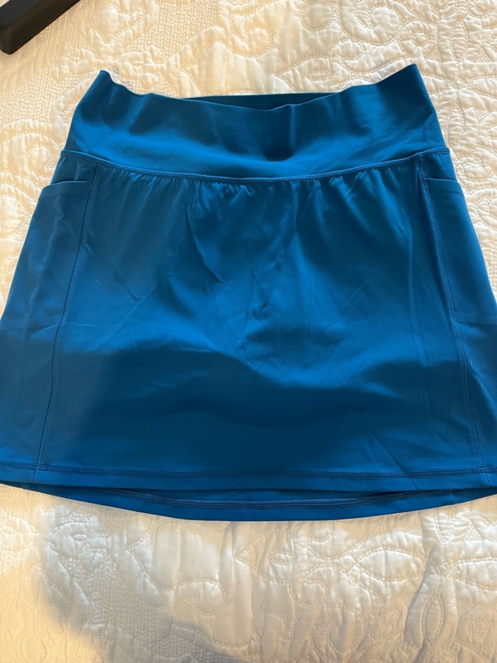 Athleta Teal Blue salutation Performance Mini Skirt